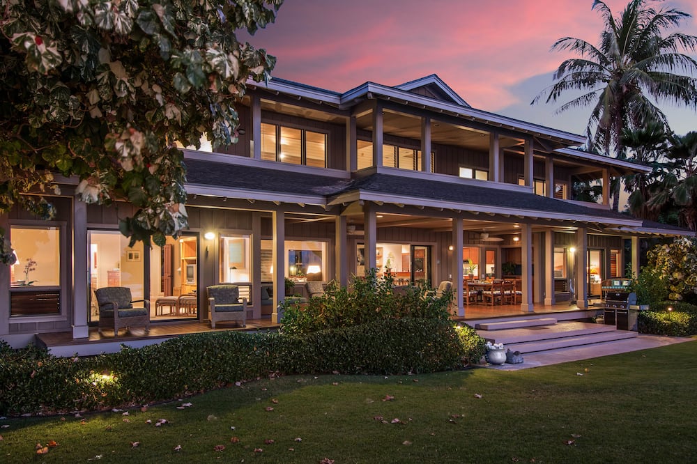 Hula Moon Puako Beachfront Estate