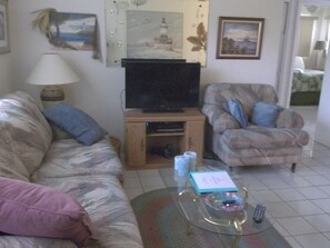 Livingroom TV Corner from entrance