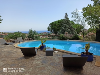 Gran Villa con piscina privada, vistas de la bahía de Collioure: Nuevas fotos