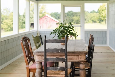 "The Little Farmhouse (sleeps 6)" .  A delightful rendezvous with yesteryear