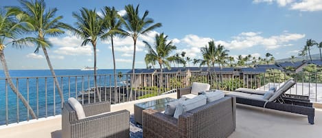 Oceanfront Private Lanai