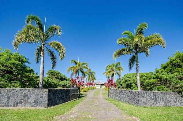 Gated ocean view estate