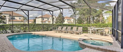 Kissimmee Vacation Rental | 6BR | 4BA | Stairs Required | 2,812 Sq Ft