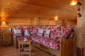Relax and rejuvenate in our chalet in La Plagne 1800!