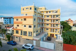 Tropical Island Aparthotel