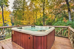 Spacious Yard | Private Hot Tub | Scenic Views