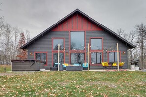 Exterior | Spacious Yard | Lake Access | Dock
