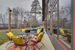 Furnished Patio | Outdoor Dining | Fire Pit Table | Private Hot Tub