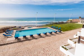 Swimming Pool and Oceanfront Jacuzzi