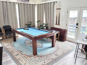 pool table