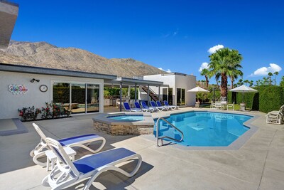 South Palm Springs Sun Terrace Estate