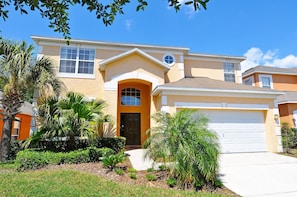 Spacious 6 bed vacation home in Kissimmee; Ideal for visiting Disney, Orlando