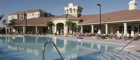 Stunning heated pool