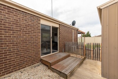 Outer Edge Holiday House is a 3 bedroom property great for getaways & long stays