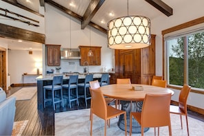 Dining Area with Seating for 6 and Breathtaking Views of Deer Valley Resort