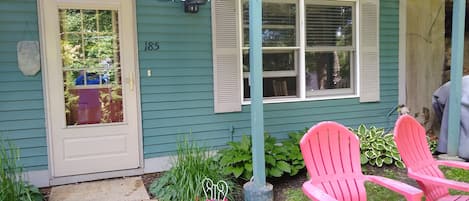 Private entrance, and enjoyable outdoor space.