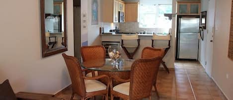 Beautiful dining set for four (4), plus kitchen Stools