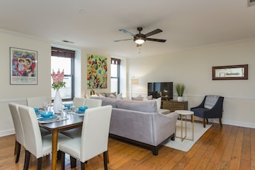 Downtown Condo Free Parking Heart Of Downtown Near Church 7th Official Nashville Tennessee Tn Usa