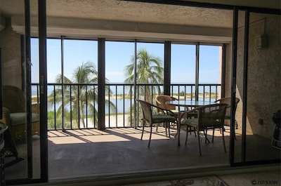 Beautiful Eden House 306 Gulf Front Vacation Condo 