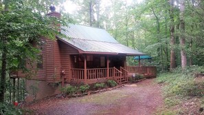 Drive right up to this cabin paradise and park right outside your door!