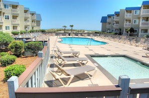 A Place At The Beach 9660-101 pool
