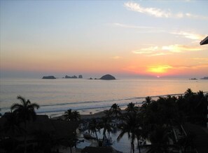 Sunset from liv rm,din rm and, master br 1 and 2