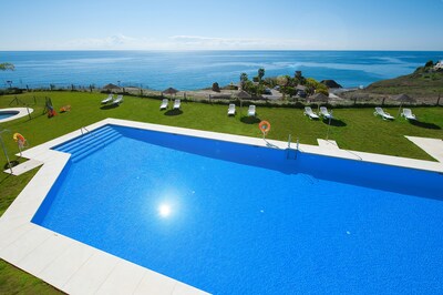 Unique Seaview Apartment situated front of the Mediterranean Sea, Torrox Coast