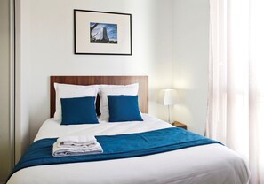 Fall asleep in the cozy Double bed.