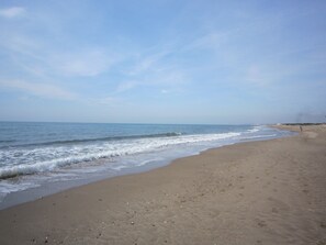 plage devant la maison