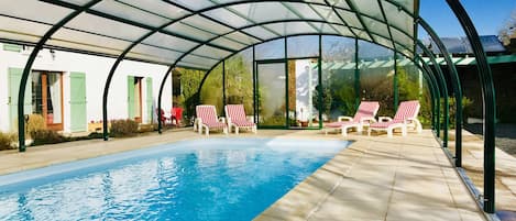All year round heated pool 