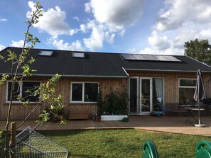 Building Exterior, Outdoor