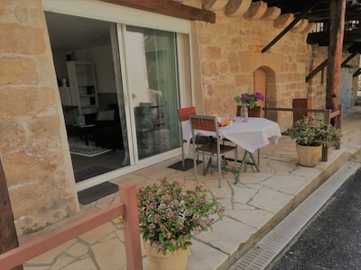 Lovely appartement very close to communal swimming pool, restaurant/little shop.