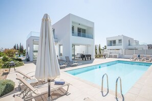 Villa Kody with private pool