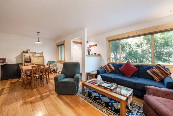 Living and Dining Area