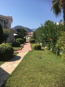 Lovely 2 Bedroom Detached Villa With Pool 