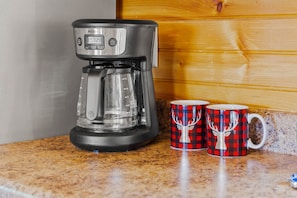 Kaffee und/oder Kaffeemaschine