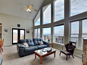 Floor-to-Ceiling Windows with a Mountain View