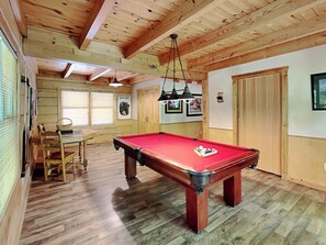 Spielezimmer