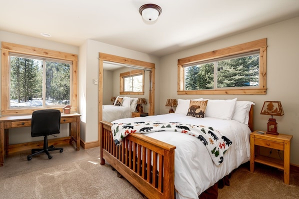 Queen Bedroom in main house.