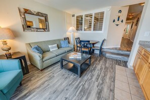 Large Living Area with Views of the Ocean, Beautifully Decorated