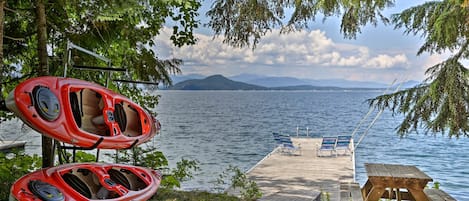 Escape to the pristine beauty of Lake Pend Oreille and stay at this Sagle home!