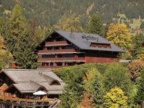 Dach, Blatt, Haus, Zuhause, Herbst, Baum, Die Architektur, Ländliches Gebiet, Gebäude, Grundeigentum