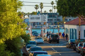 The Balboa Ferry is only steps away down Agate!