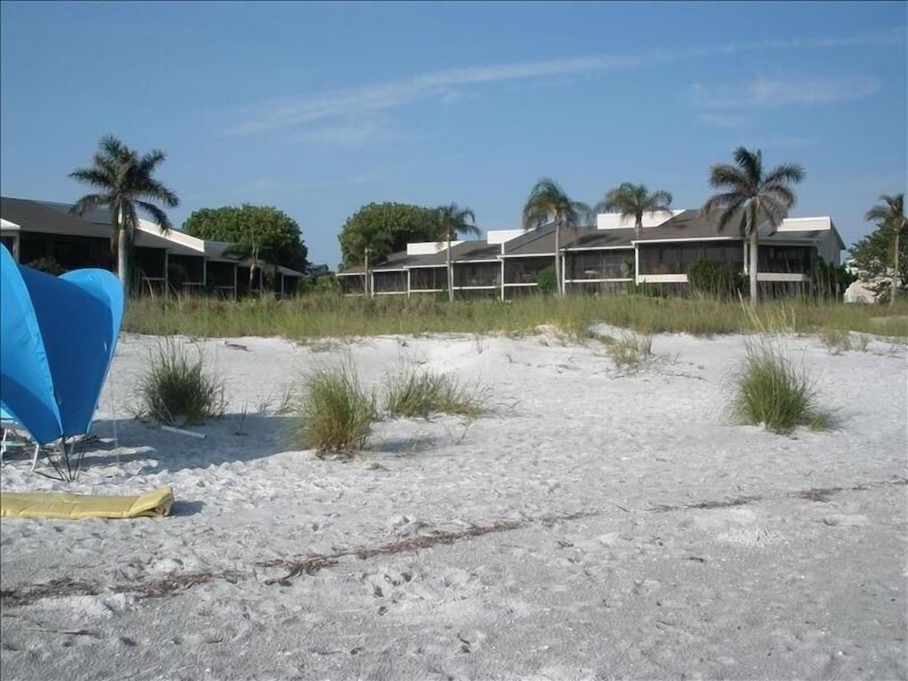 Longboat Key Beachfront   Beautifully Updated with Prime Location ...