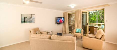 Birchgrove Apartment