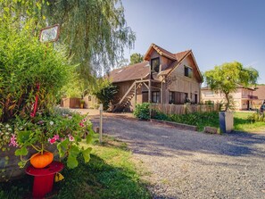 Außenseite Ferienhaus [Sommer]