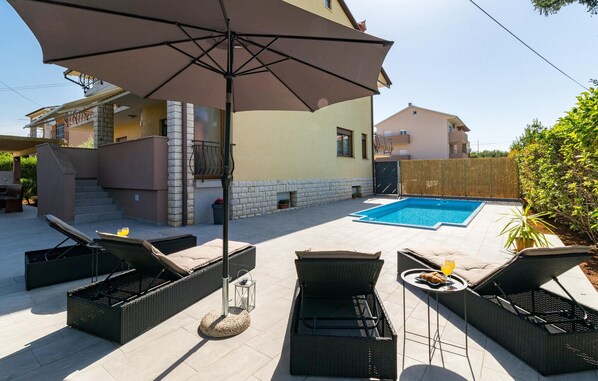 pool