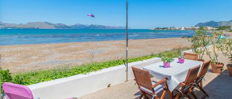 LA CALMA casa per 6 persone sulla spiaggia Alcudia www.Mallorcavillaselection.com 