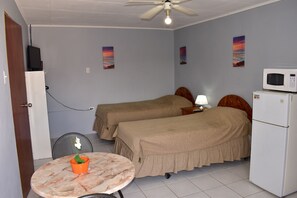 THIS IS A 2 PERSON STUDIO WITH 2 TWIN BED