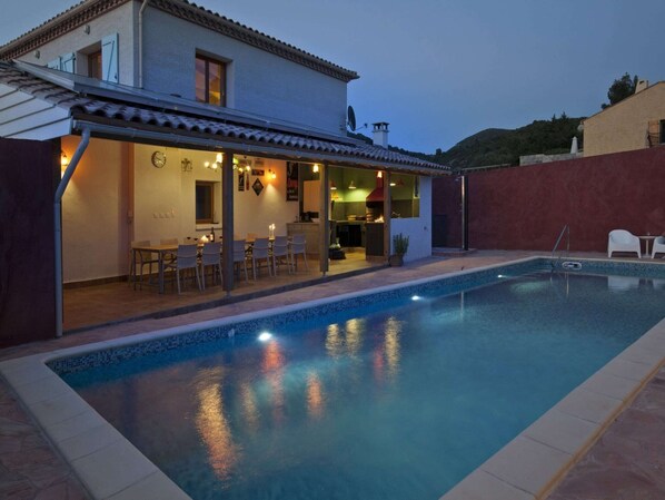Holiday Home Swimming Pool